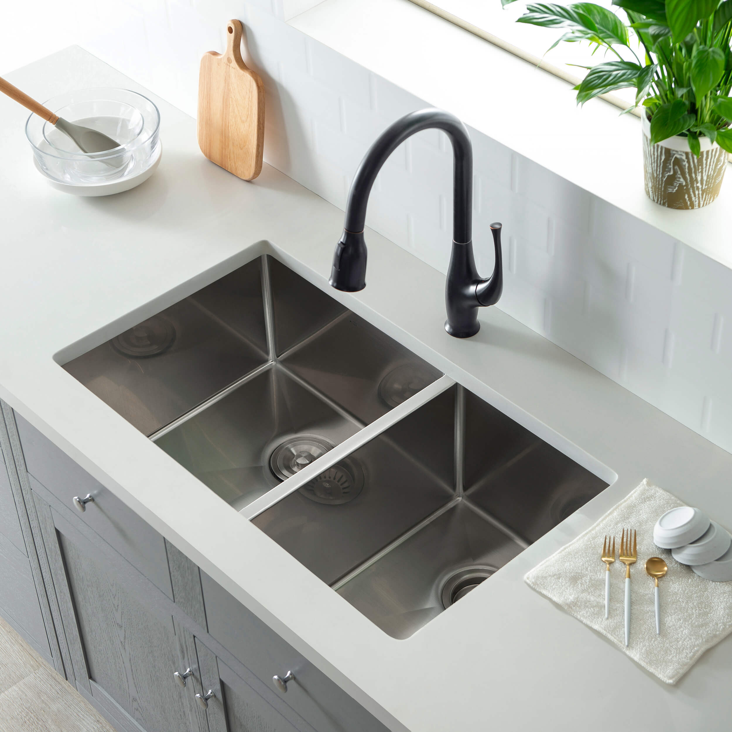32 3/4″ Handcrafted Undermount Double Bowl Stainless Steel Kitchen Sink – K1-D33-BS view 2
