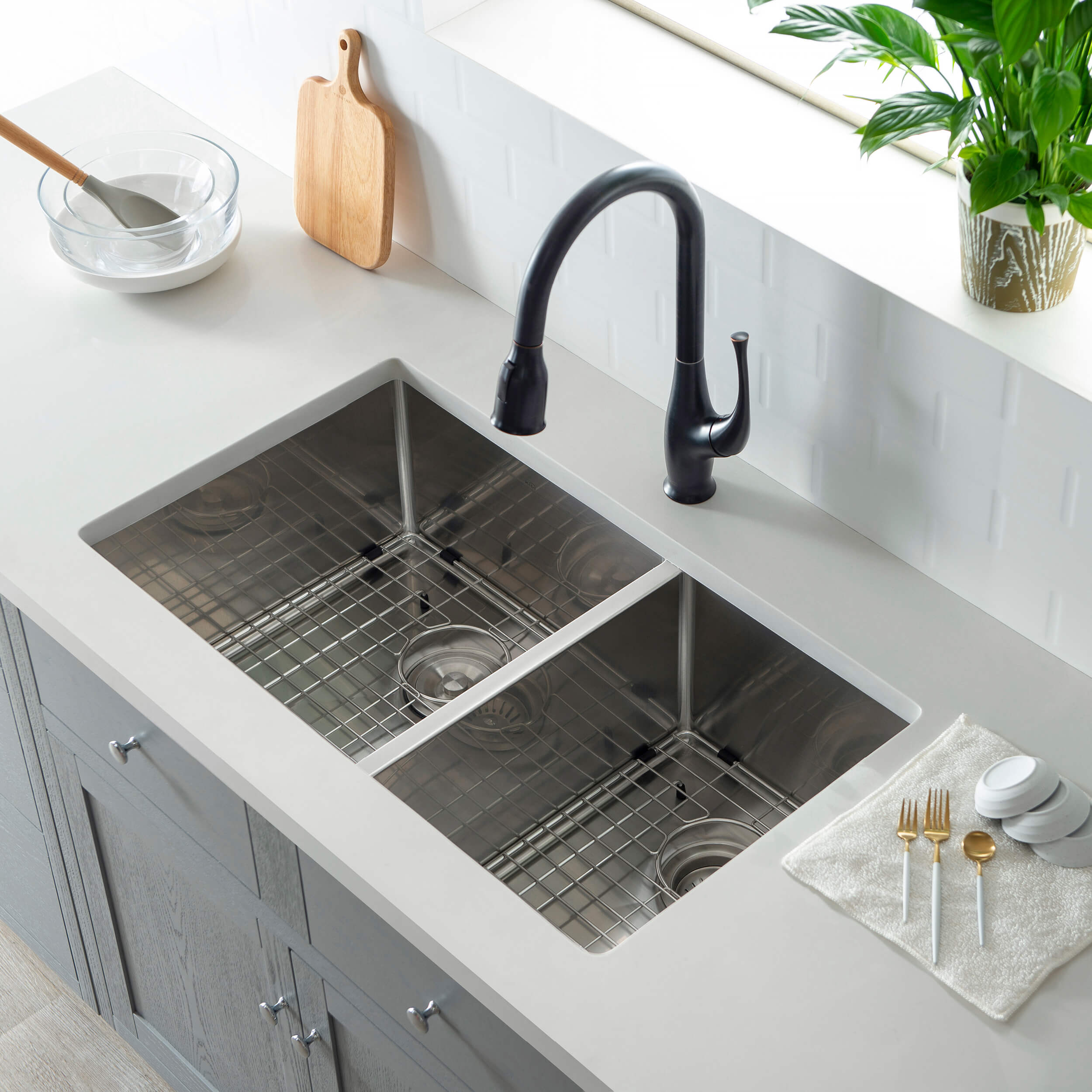 32 3/4″ Handcrafted Undermount Double Bowl Stainless Steel Kitchen Sink – K1-D33-BS view 3