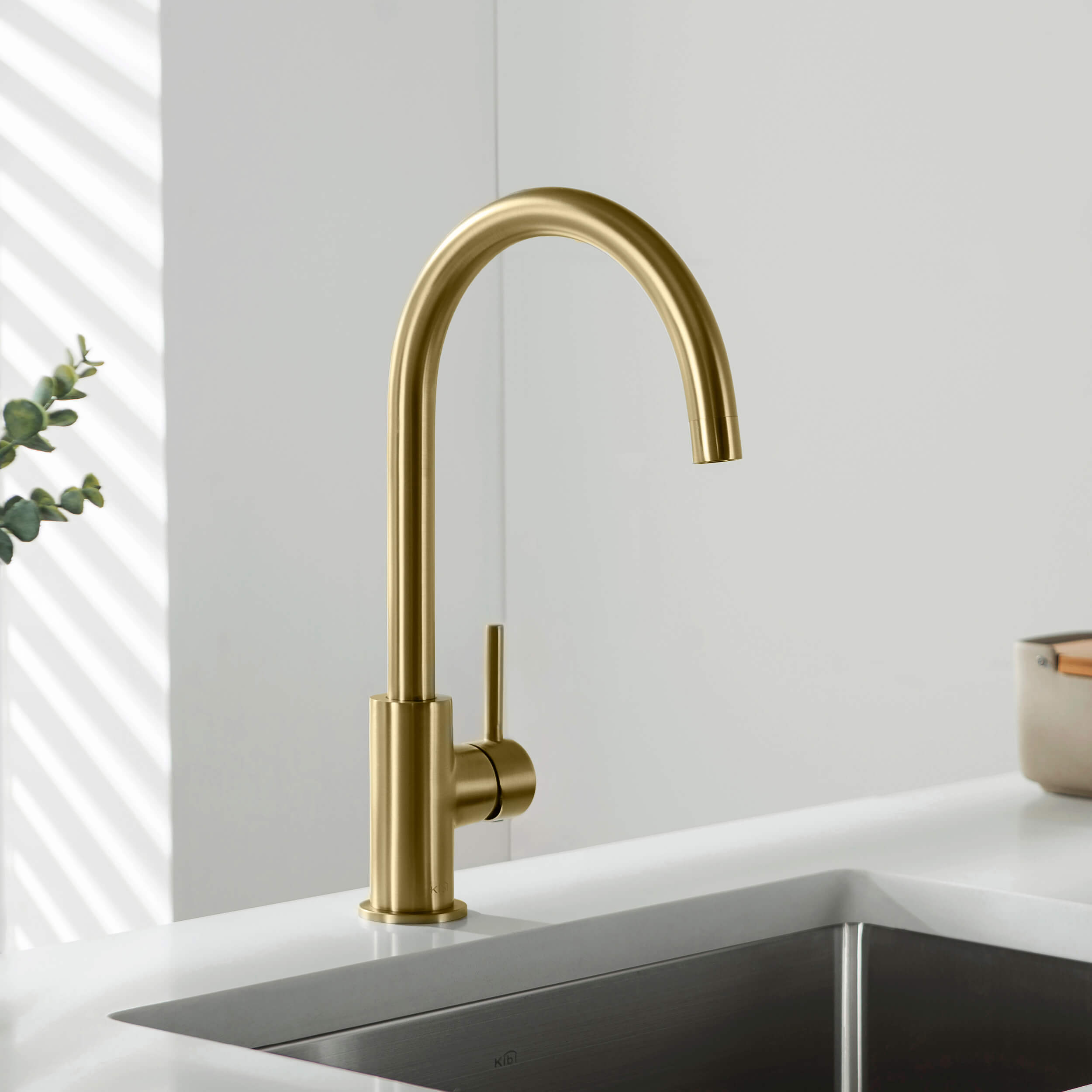 Lowa Single Handle High Arc Kitchen Bar Sink Faucet – KKF2001 view 3