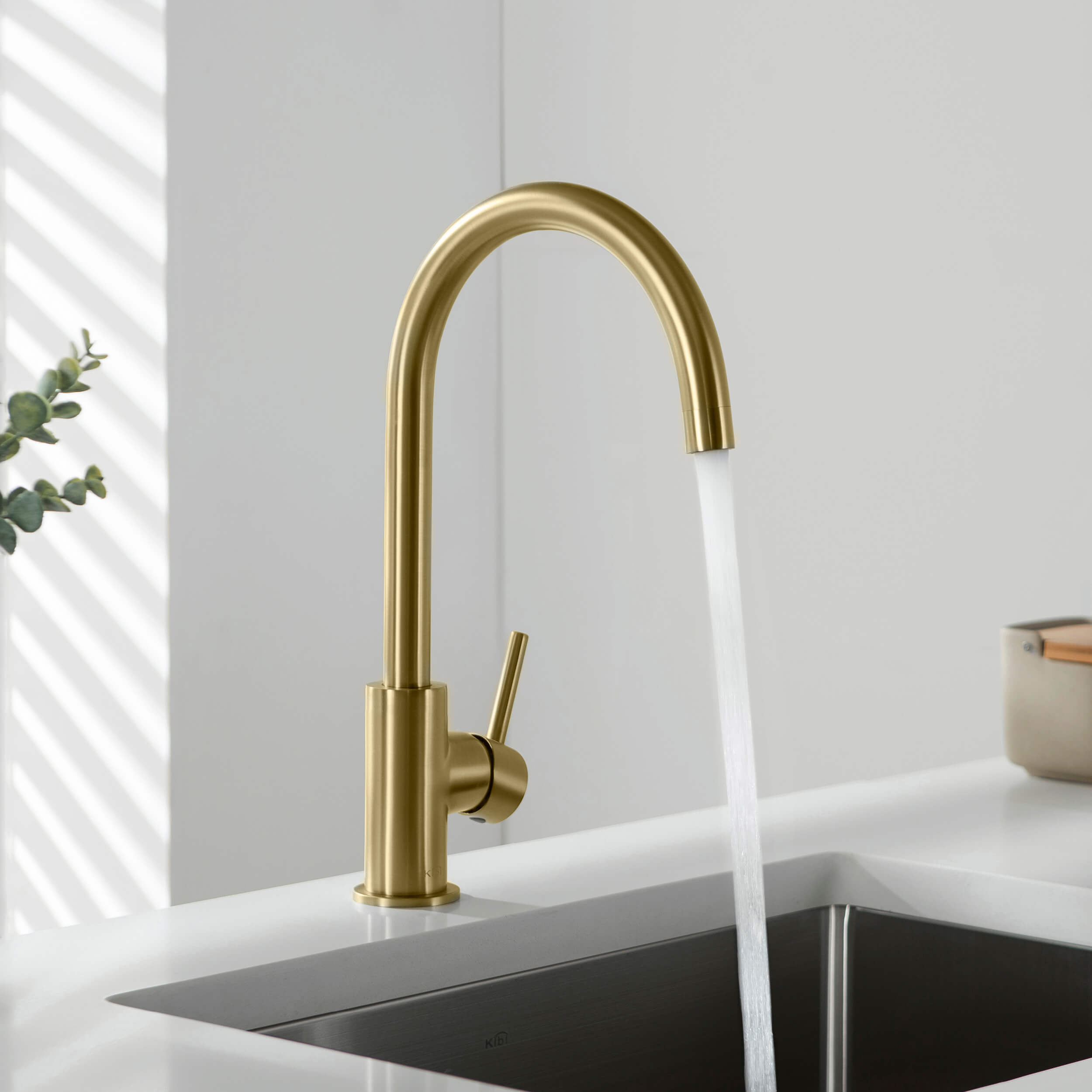 Lowa Single Handle High Arc Kitchen Bar Sink Faucet – KKF2001 view 4