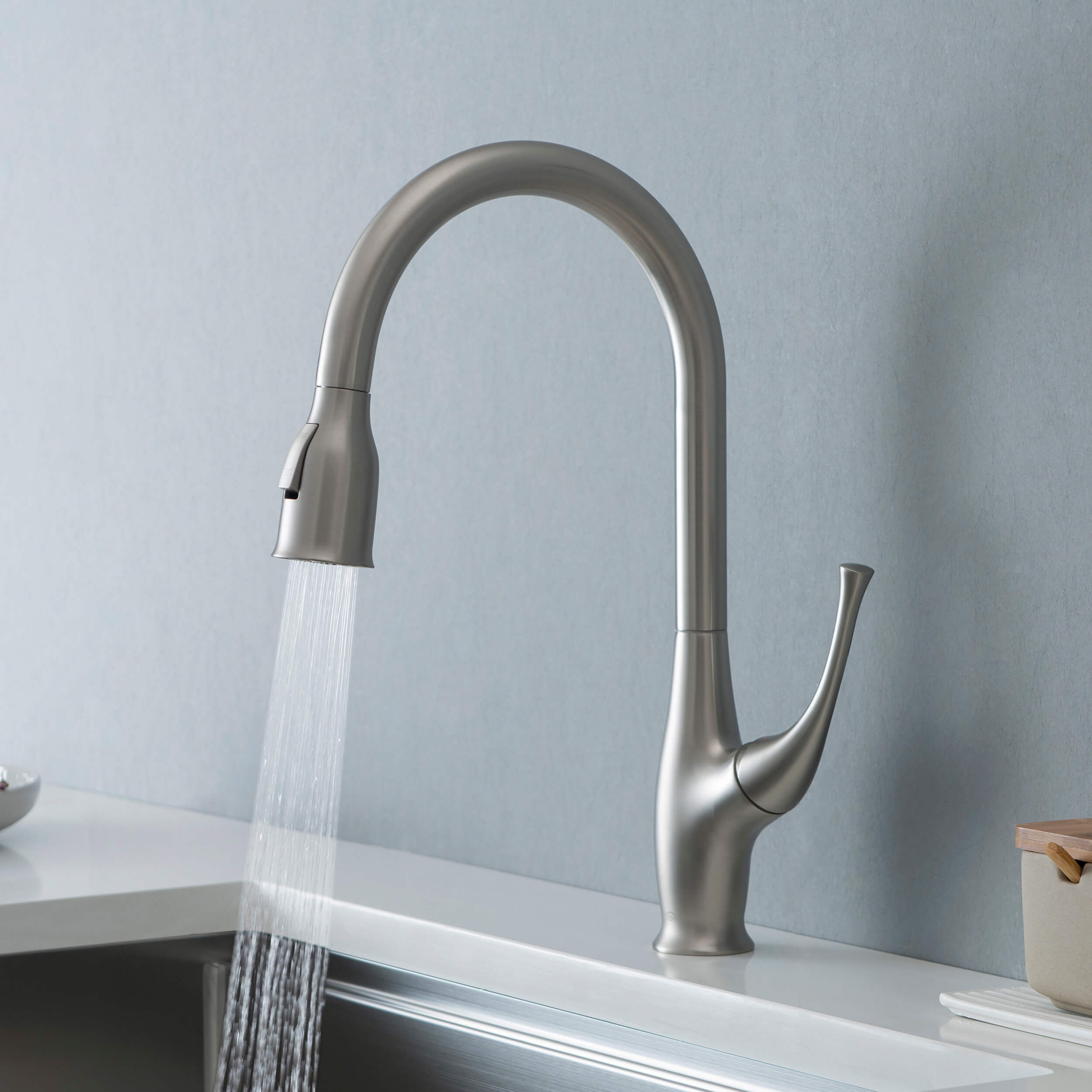 Cedar Single Handle Pull Down Kitchen Sink Faucet - KKF2010 view 3