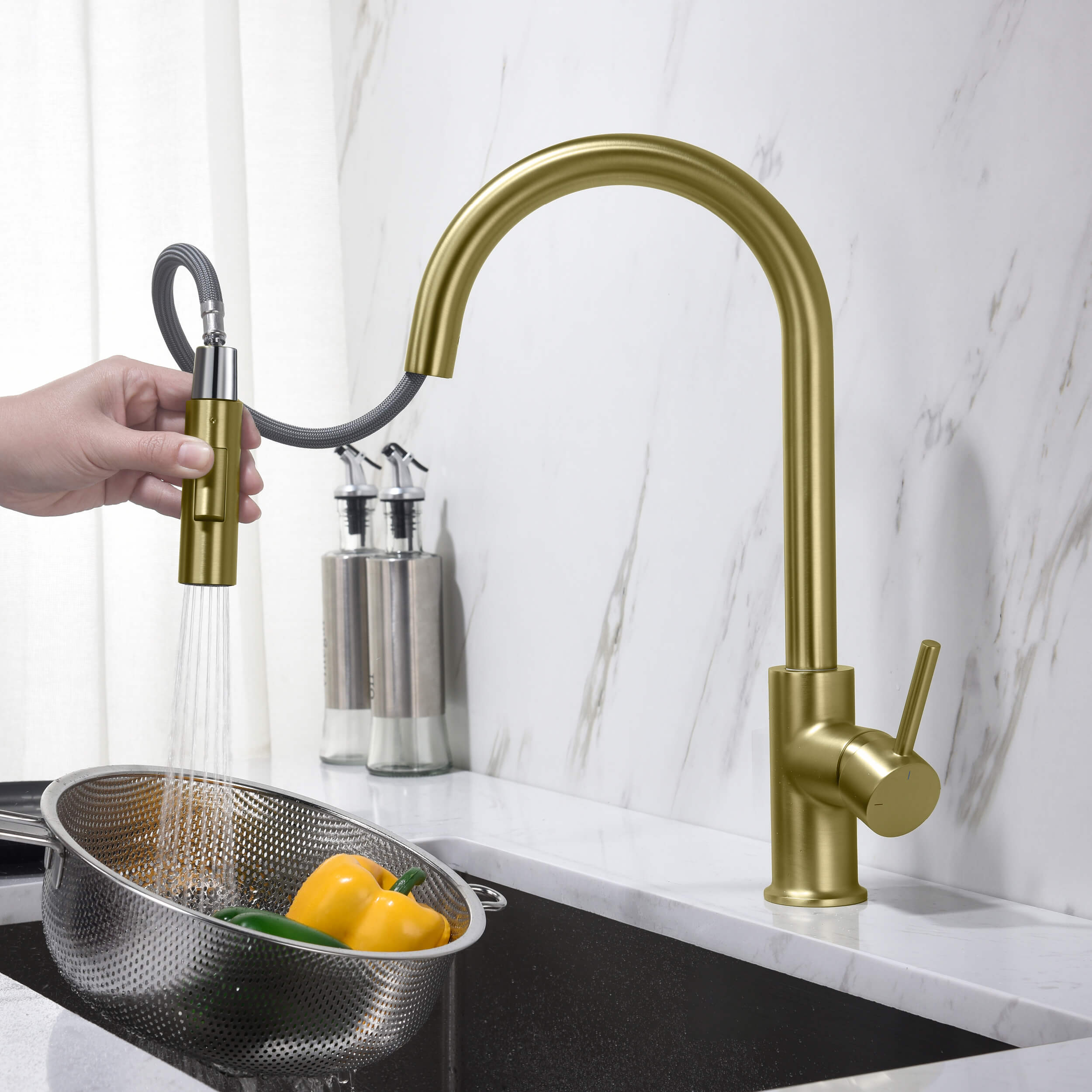 Circular Single Handle Pull Down Kitchen Faucet - KKF2013 view 4