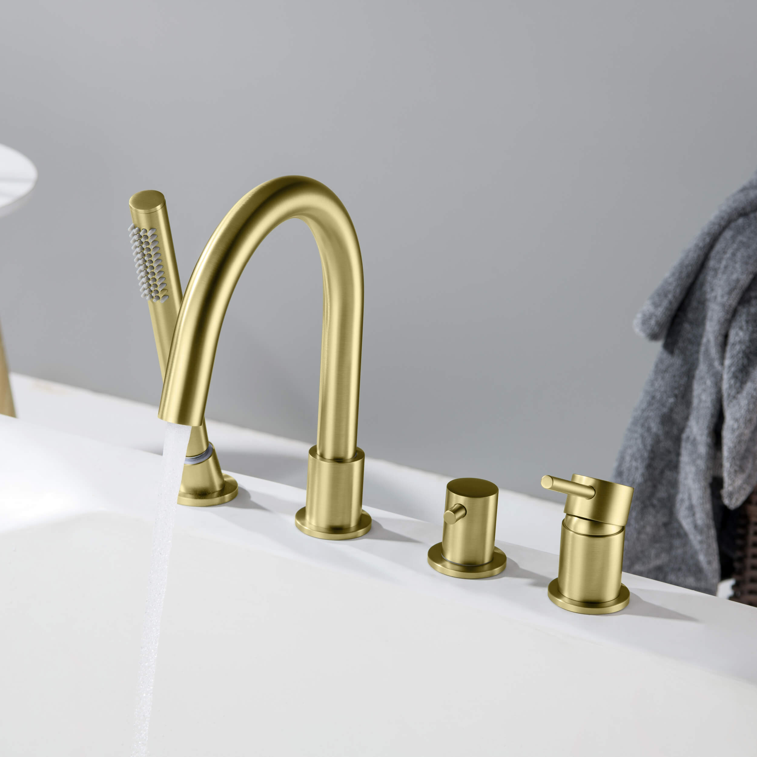 Circular Deck Mounted Bathtub Faucet with Hand Shower KTF3101 view 2