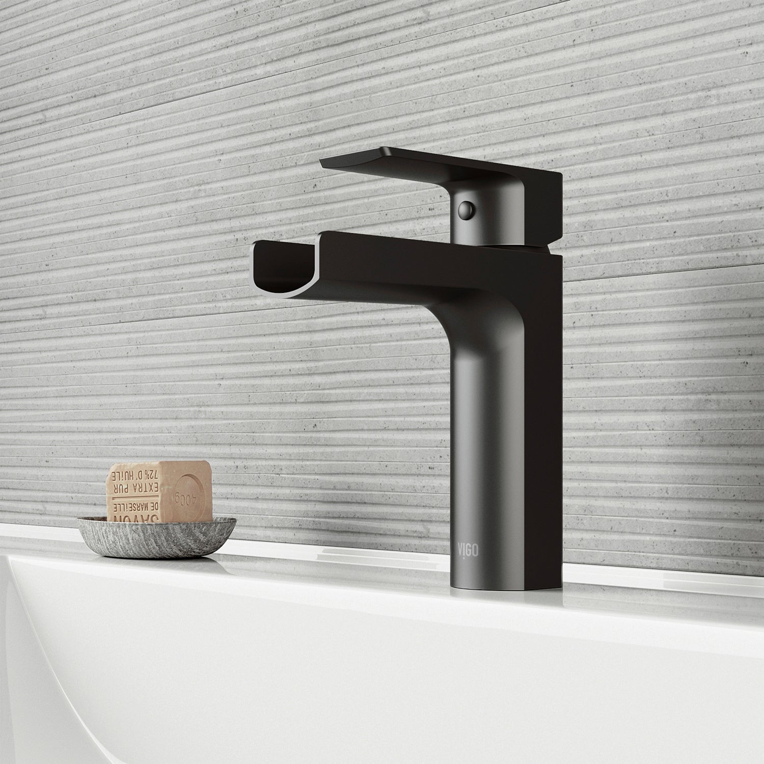 Amada Single Hole Bathroom Faucet view 5
