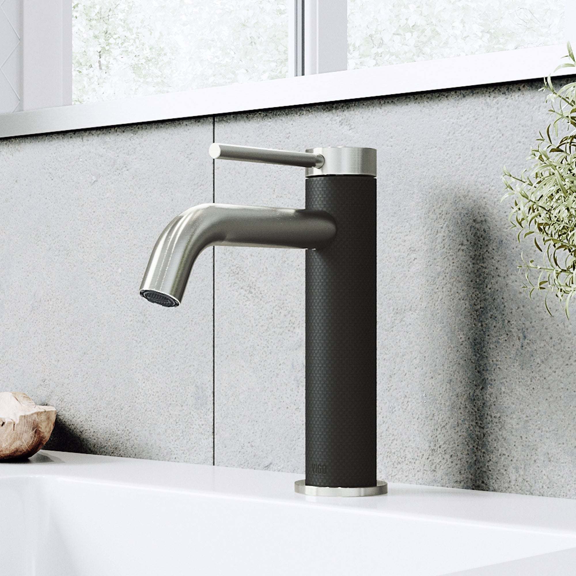 Madison Single Hole Bathroom Faucet view 5