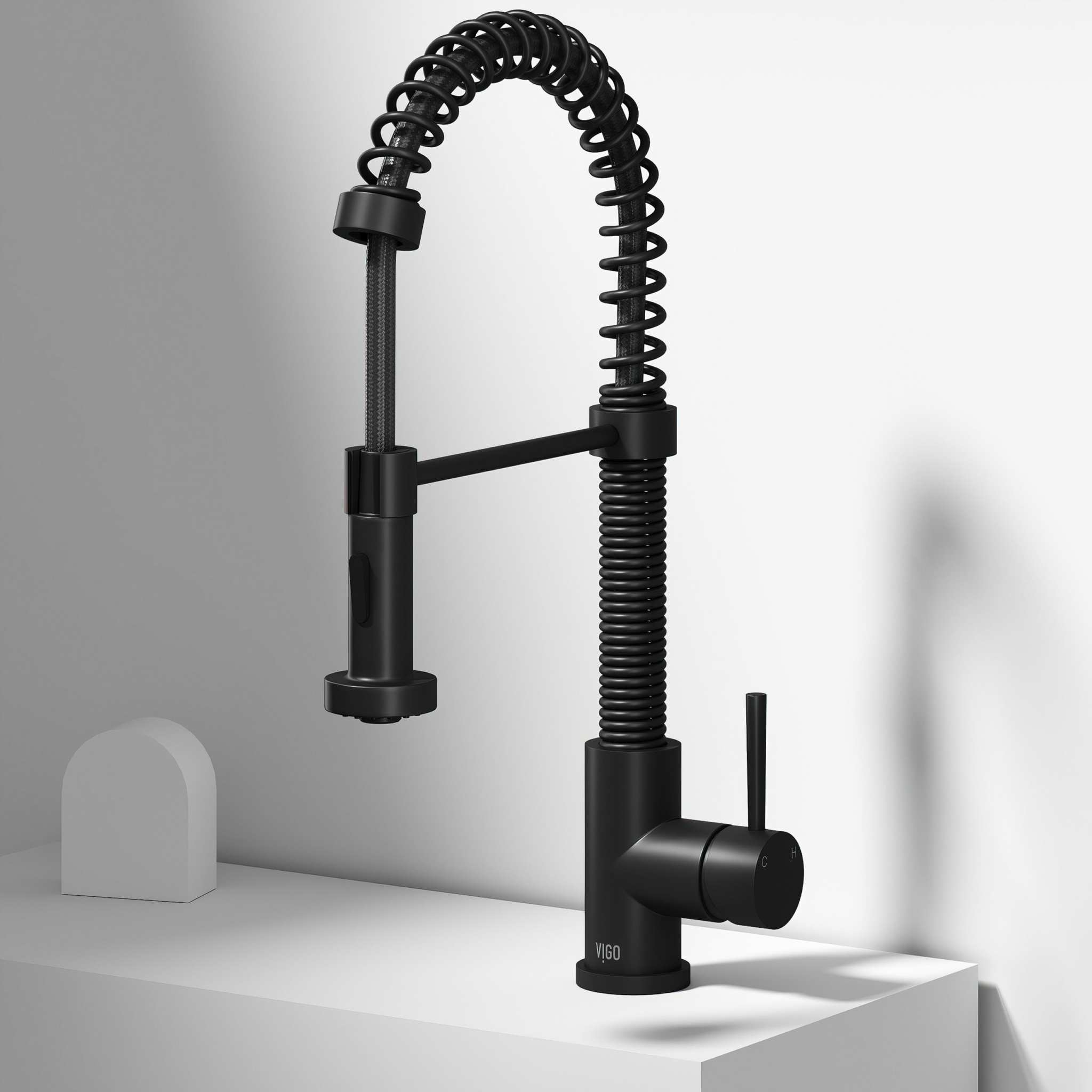 Edison Pull-Down Kitchen Spray Faucet view 1