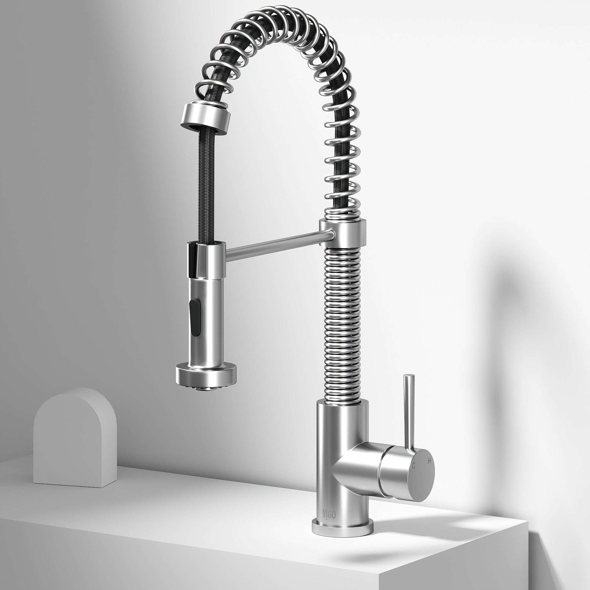 Edison Pull-Down Kitchen Spray Faucet view 4