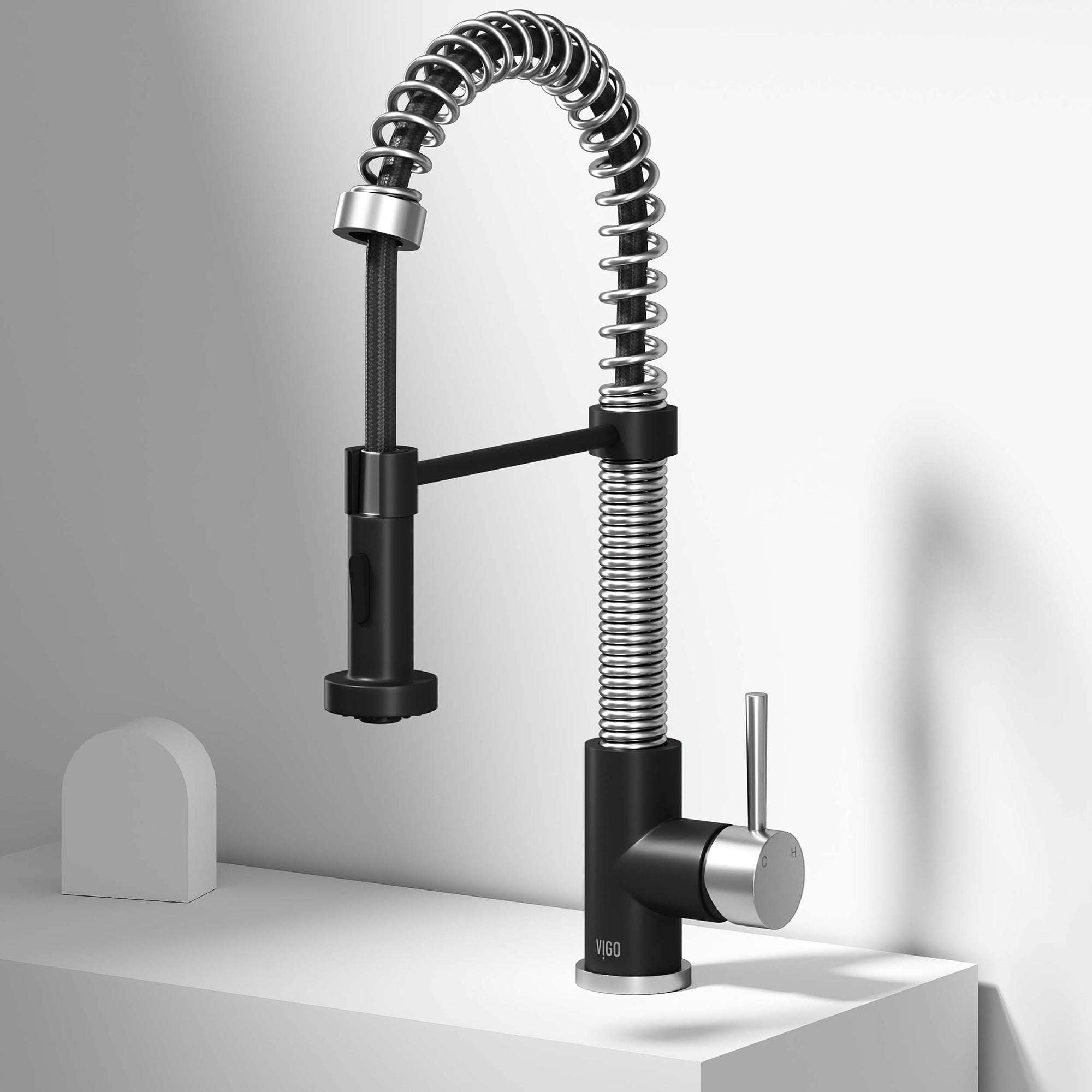 Edison Pull-Down Kitchen Spray Faucet view 5