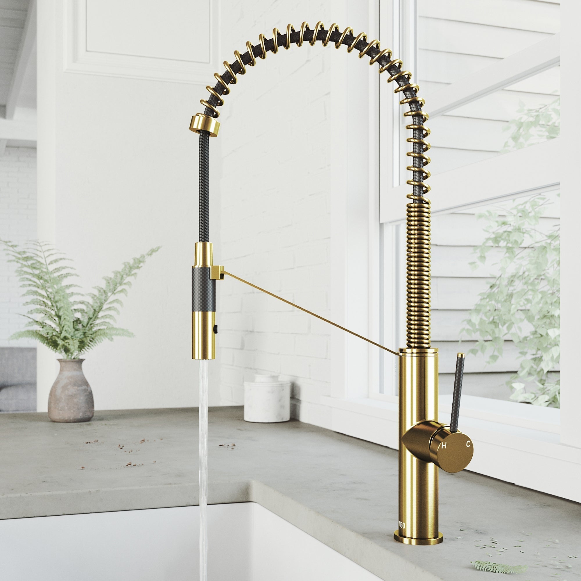 Madison Pull-Down Kitchen Faucet view 4