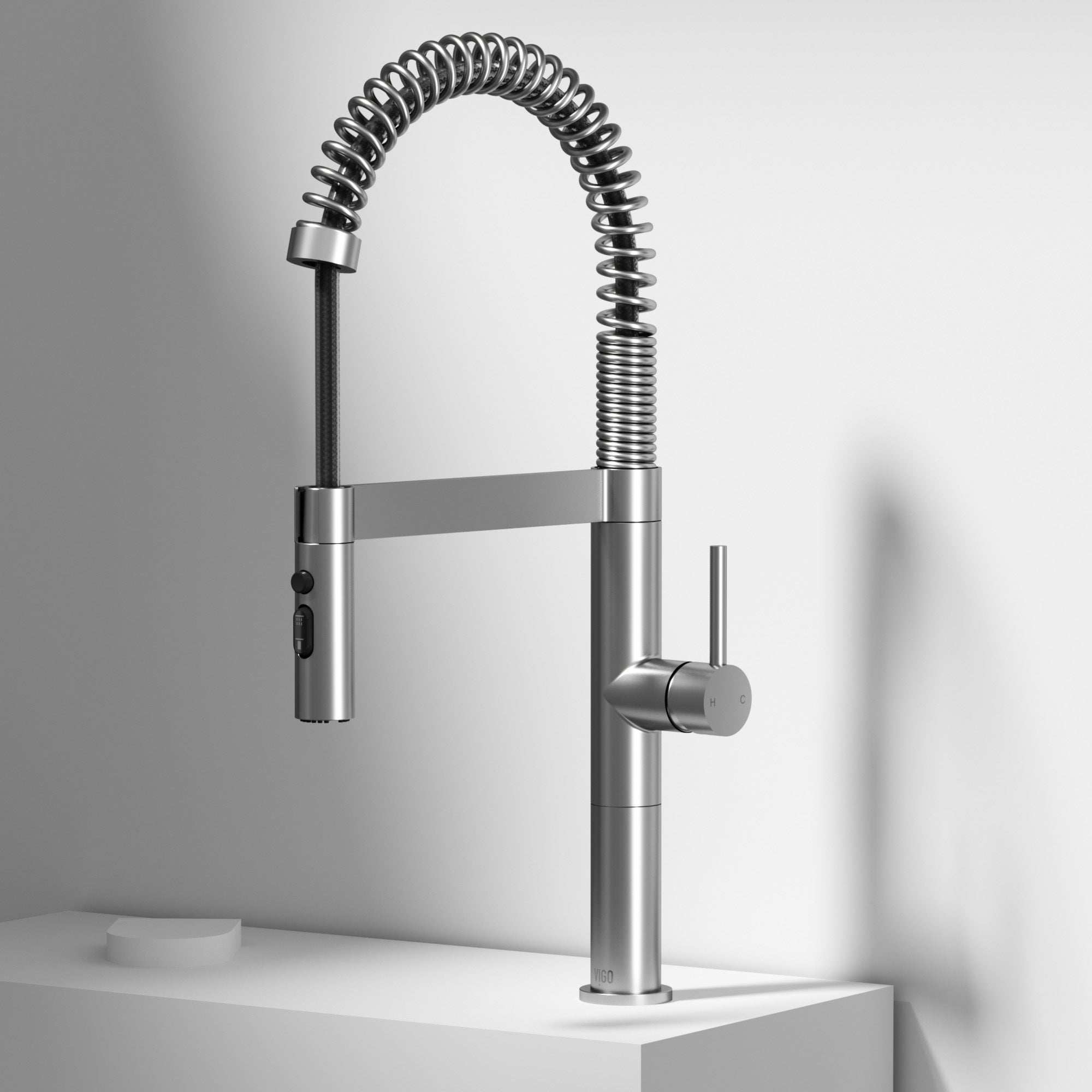 Edison Pro Pull-Down Spray Kitchen Faucet view 4