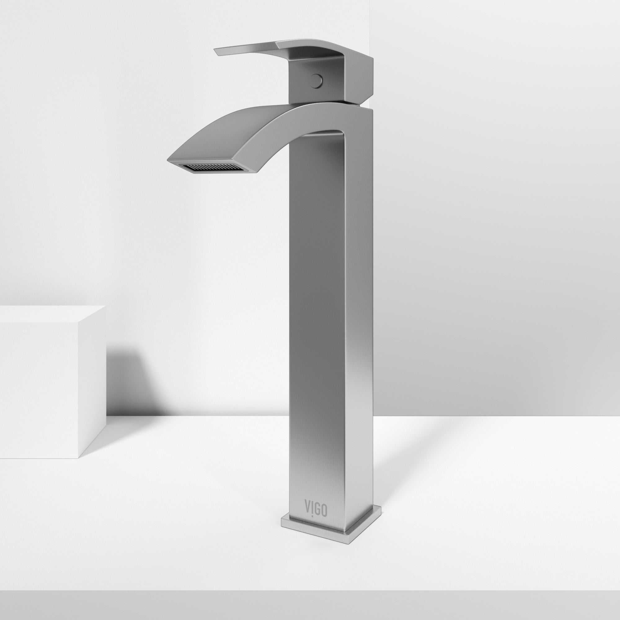 Duris Single Handle Single-Hole Bathroom Vessel Faucet view 3