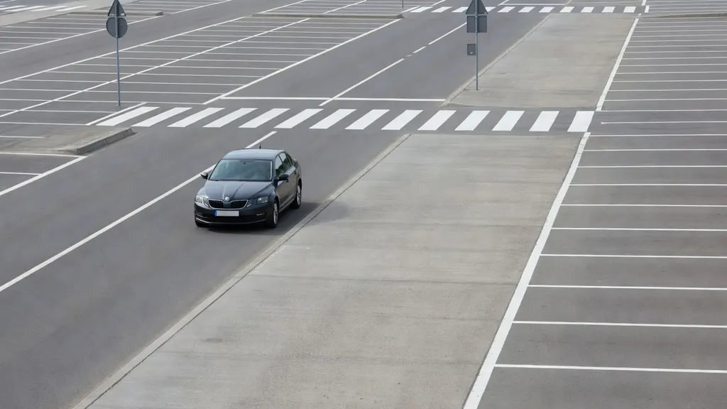 Strefa Ruchu — Kto Ma Pierwszeństwo: Pieszy Czy Kierowca