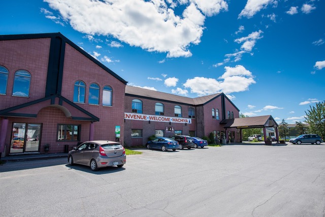 Hotel Atmosphere in Amos