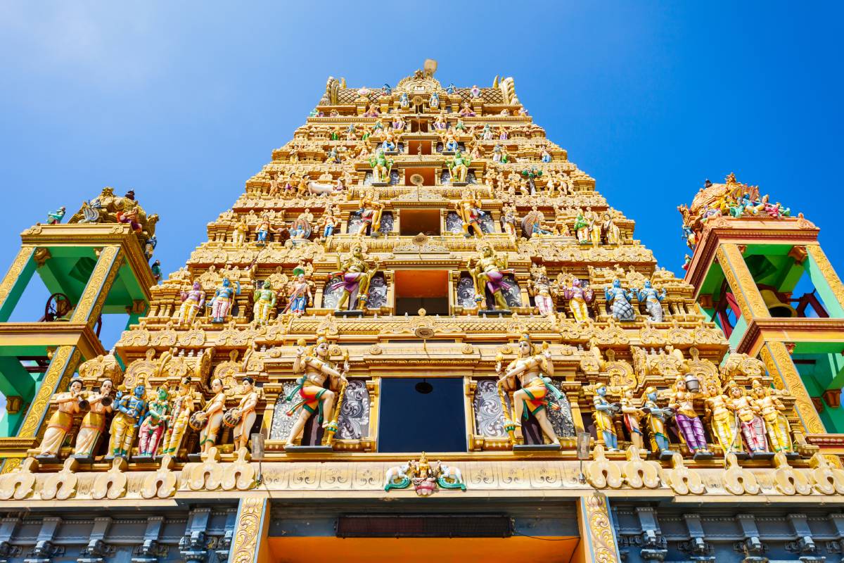 Colourful kovil in Jaffna