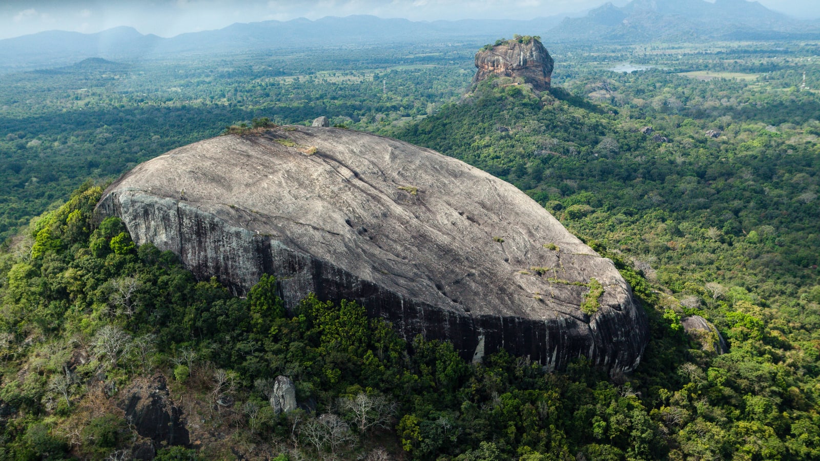 sigiriya-rock-fortress-pidurangala
