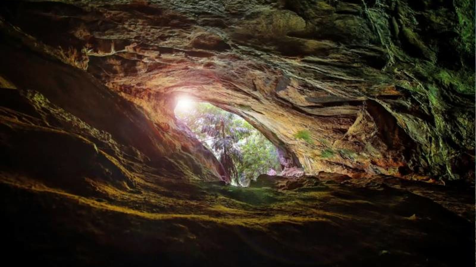 A cave in Ella