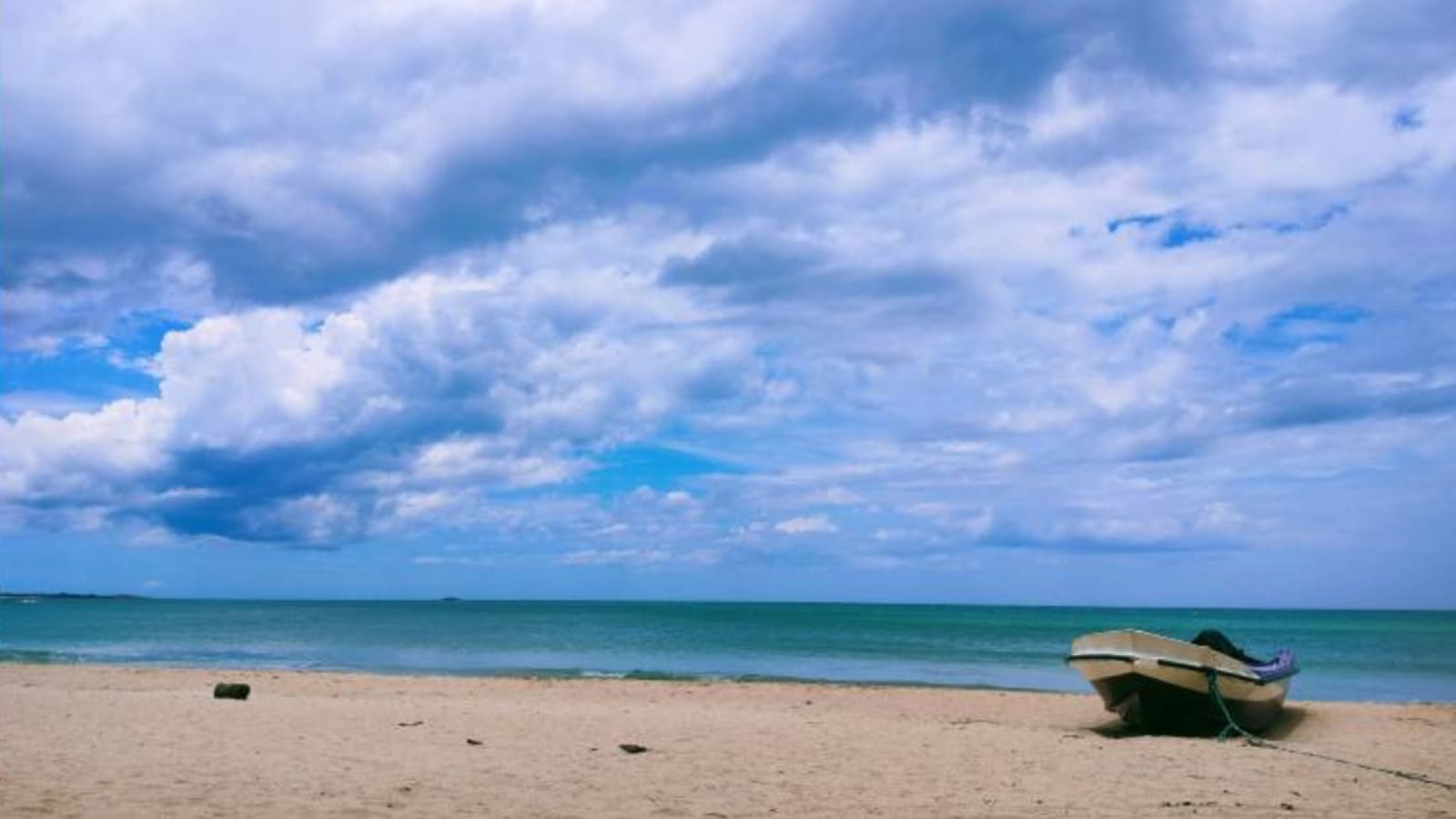 Nilaveli beach view