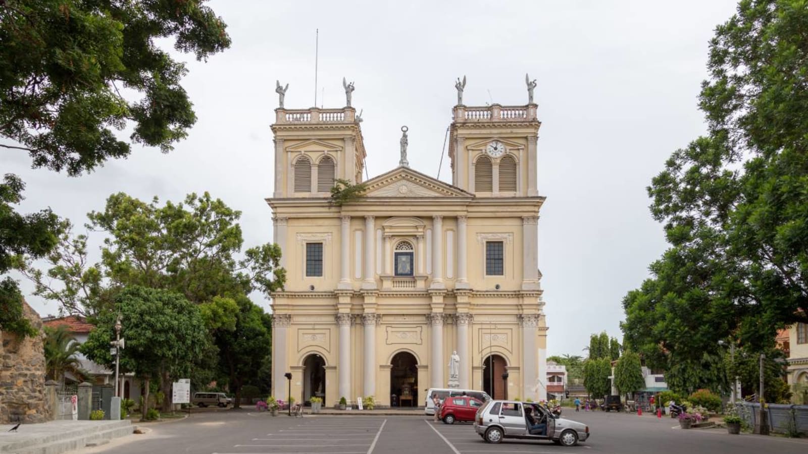 Negombo church