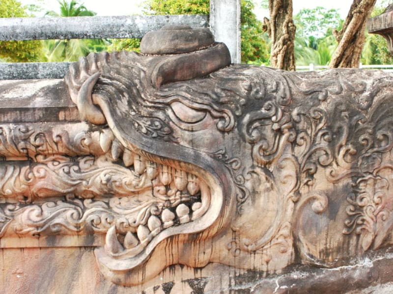 anuradhapura-carving