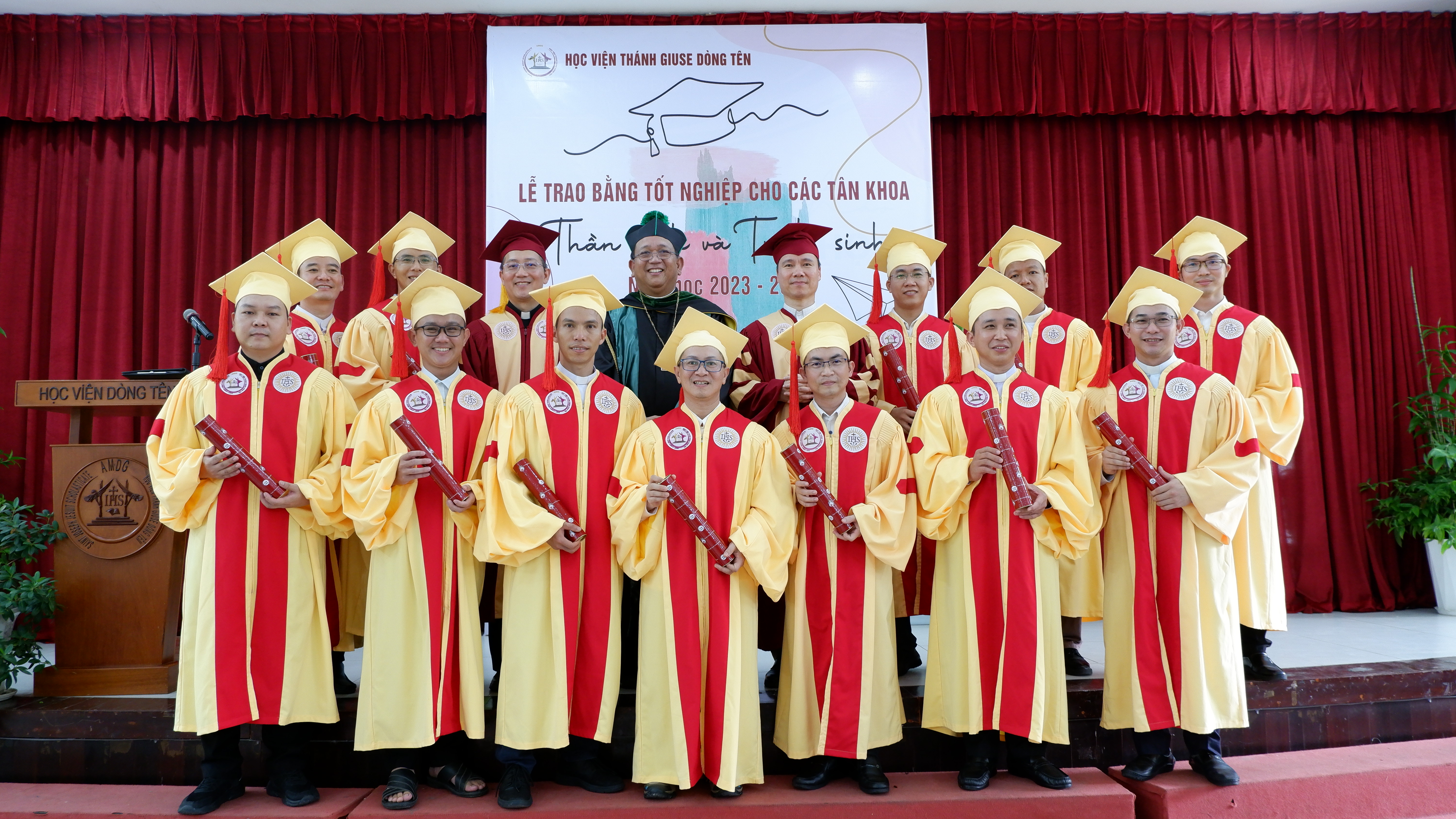 Đức Tin - Văn Hoá - Sứ Mạng