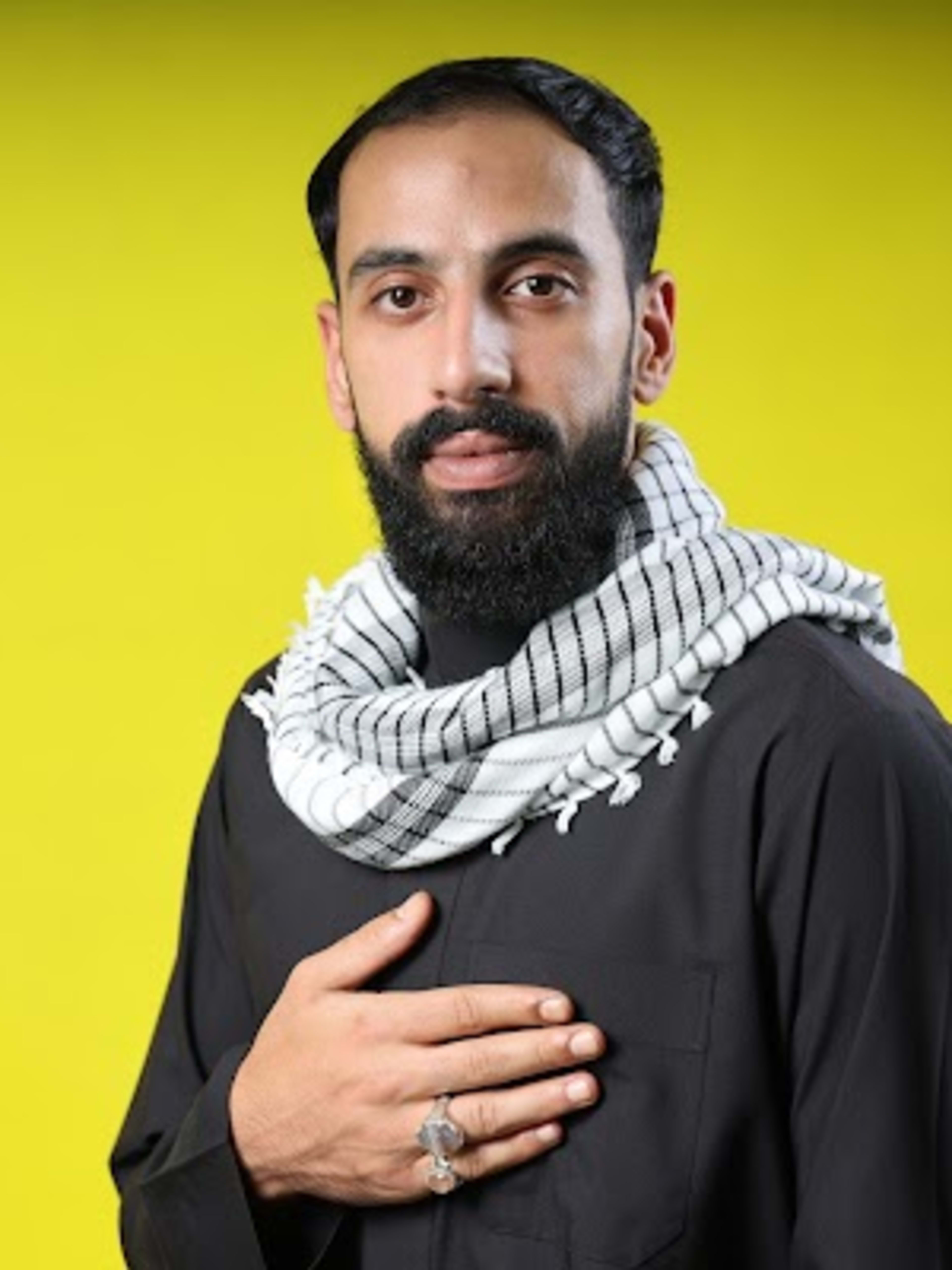 الرادود أحمد الموالي