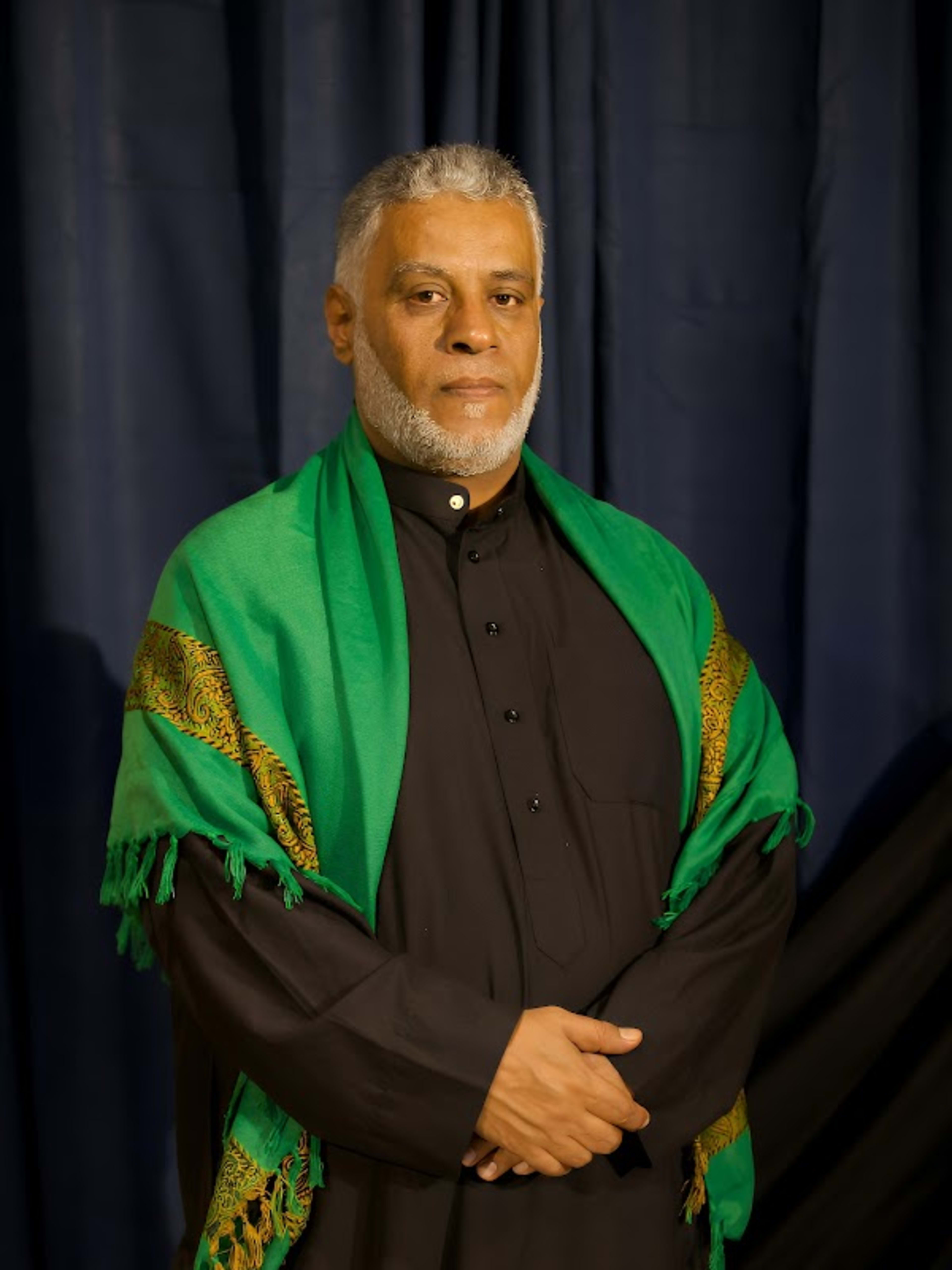 الرادود أحمد السيد
