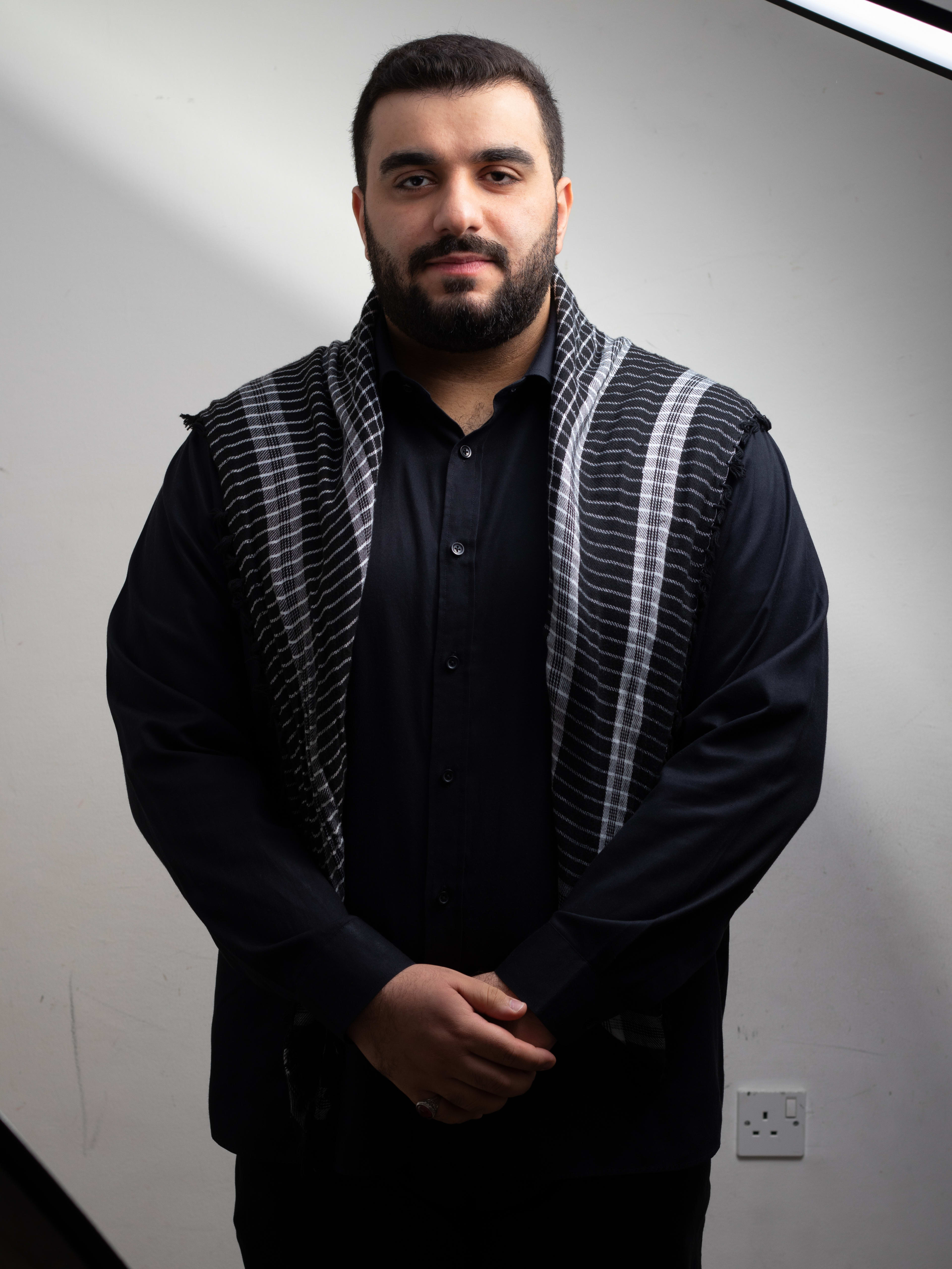 الرادود علي حسن