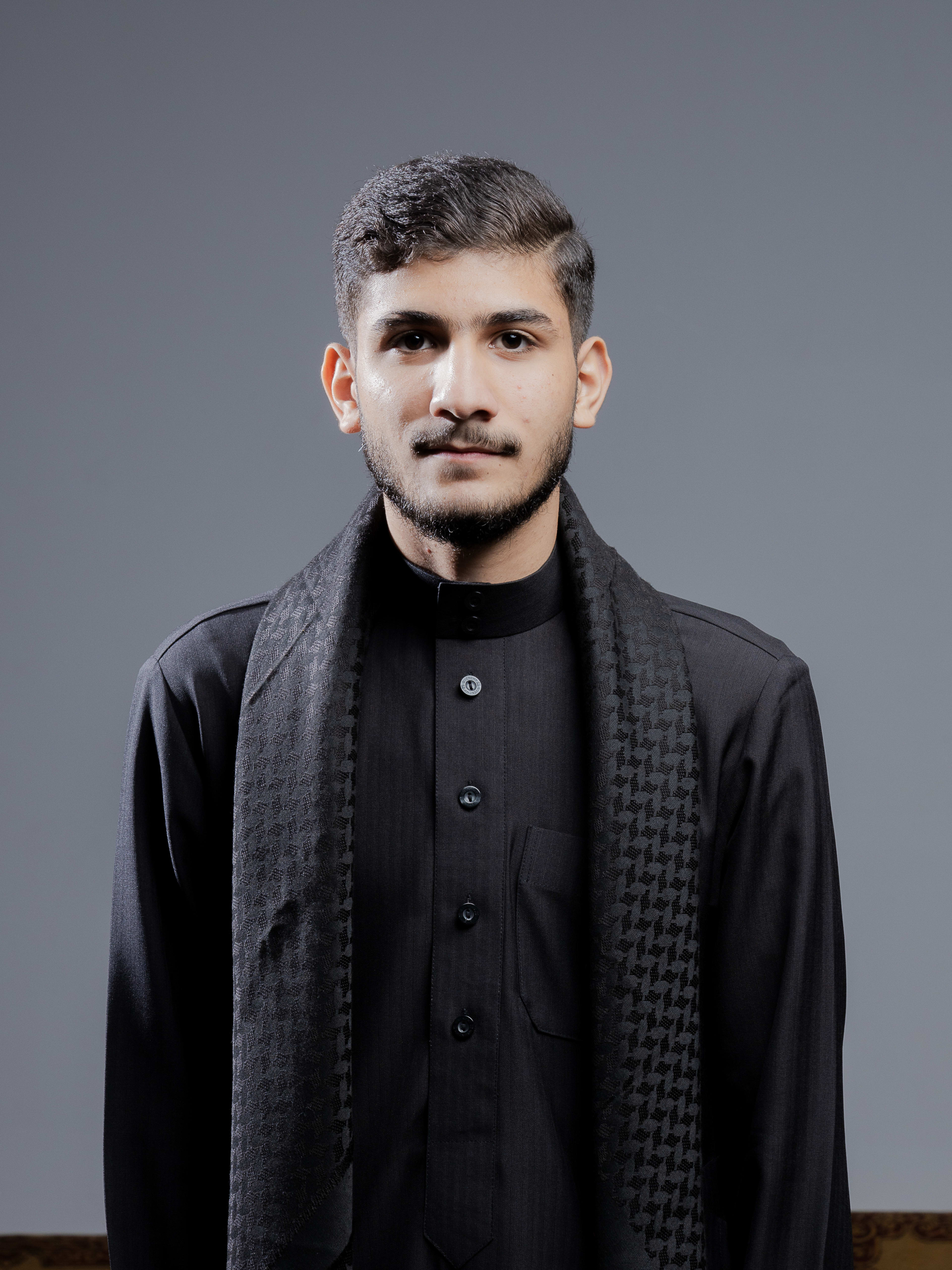 الرادود رضا الشيخ