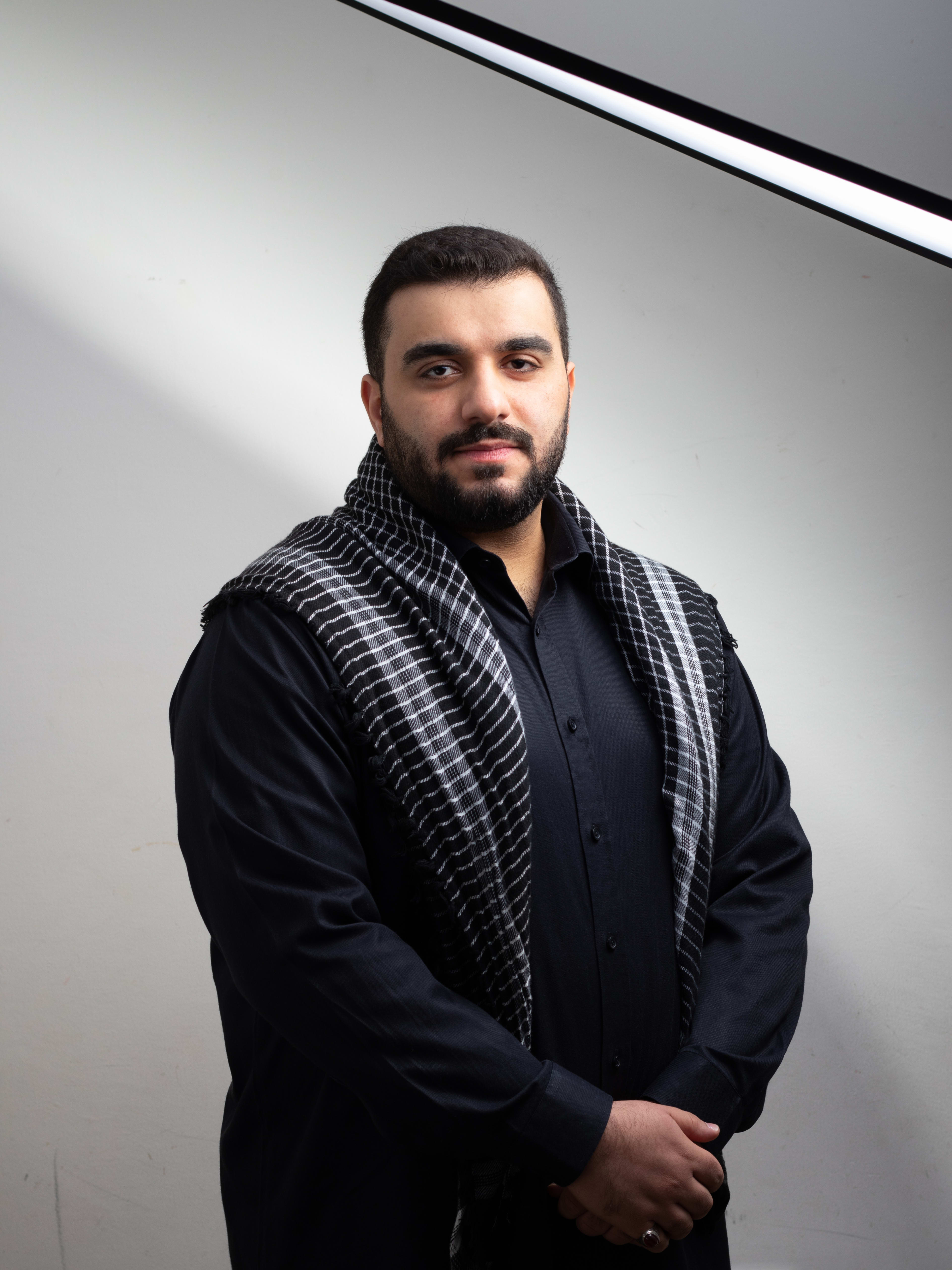 الرادود علي حسن