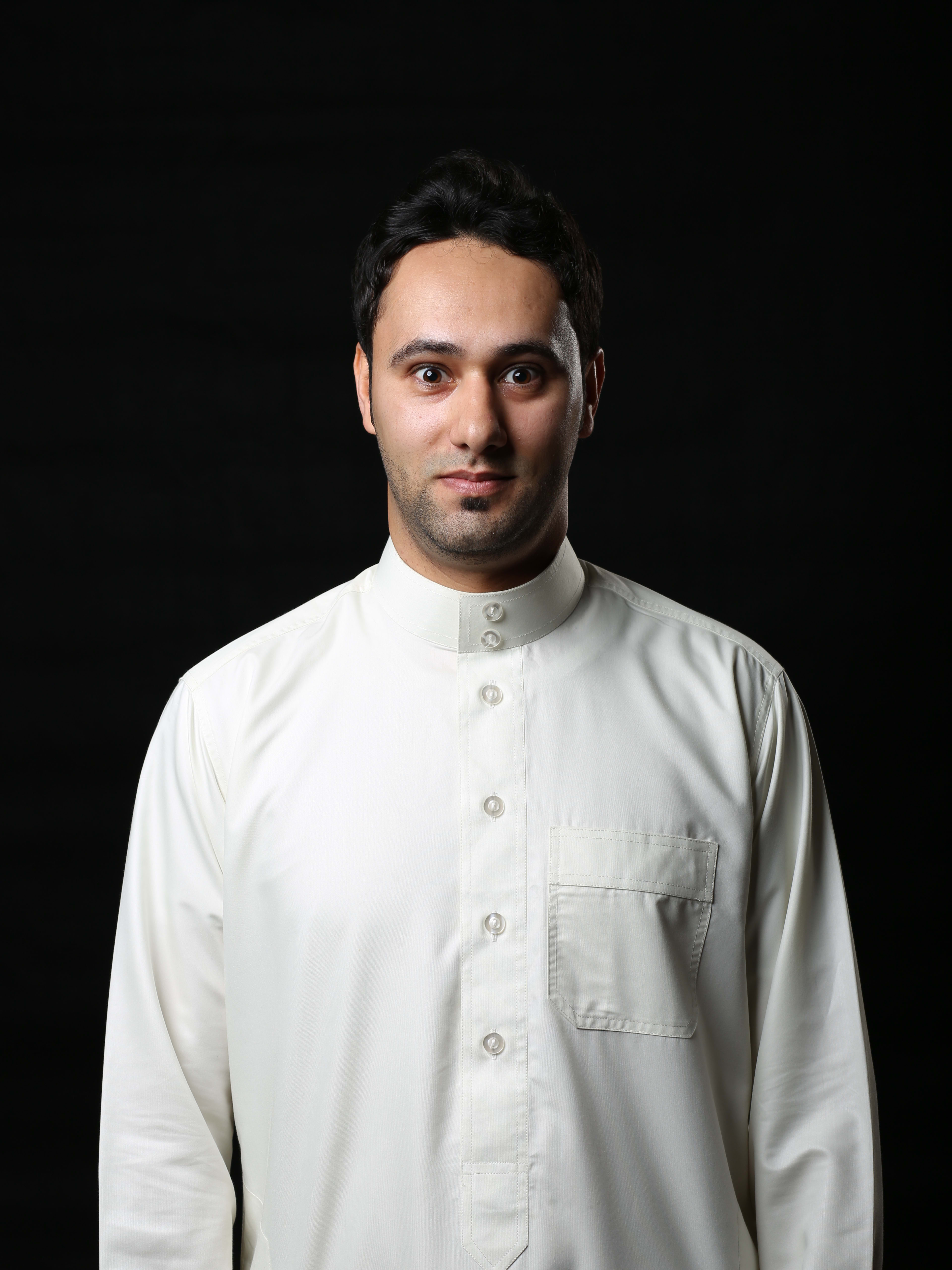 الشاعر أحمد عبد الهادي السعيد
