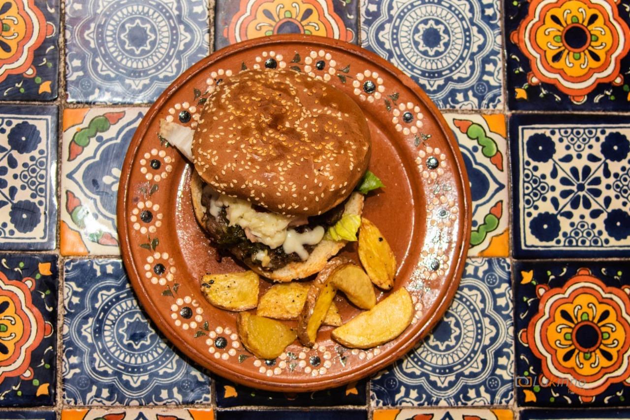 Hamburguesa al Mojo de Ajo