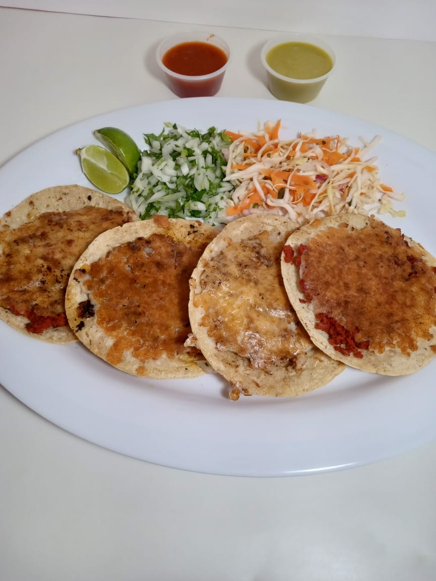 Tacos con Queso