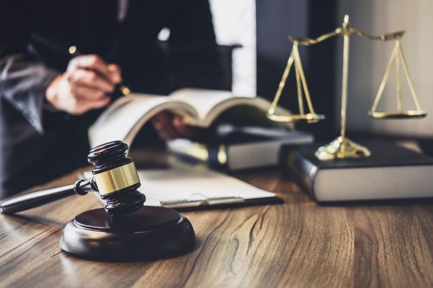 Giải pháp luật sư nội bộ thuê ngoài