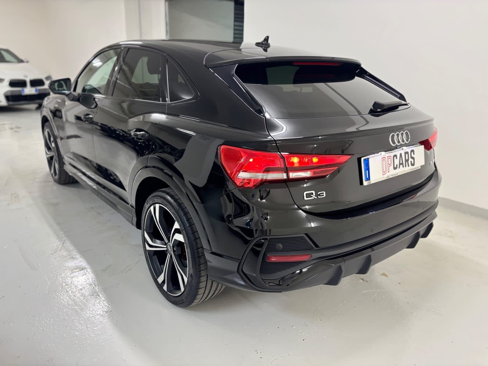 Audi Q3 Q3 35 TDI S tronic S line edition – immagine 4
