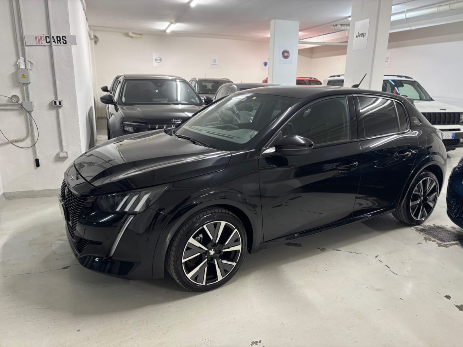 Peugeot 208 BlueHDi 100 Stop&Start 5 porte GT – immagine 2