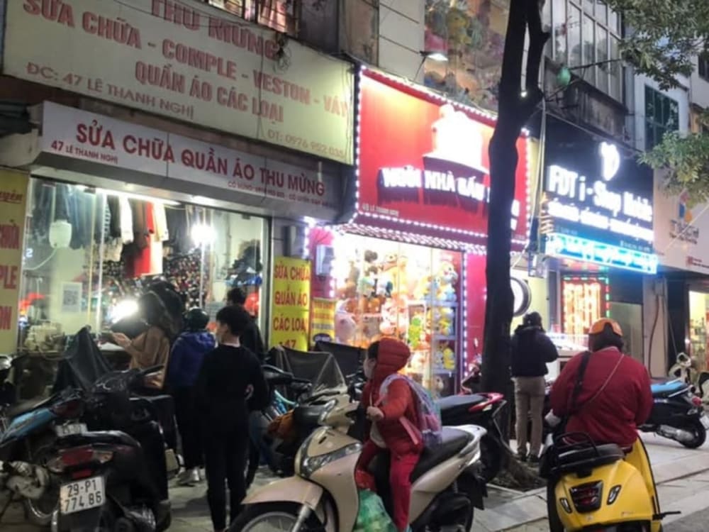 Sửa quần áo Thu Mừng-Chuyên sửa áo da,áo vest,áo lông,áo khoác,sơ mi,váy đầm...