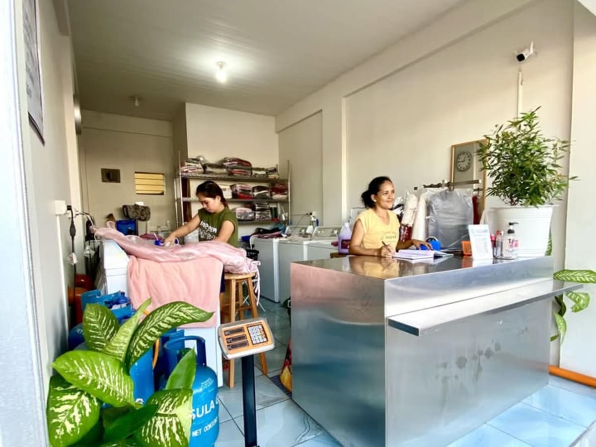 Laundry M.E. - IMUS laundry shop in Imus