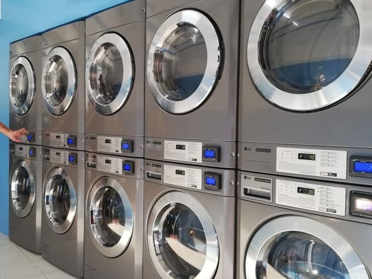 Rnt Wash Station laundry shop in Cebu City