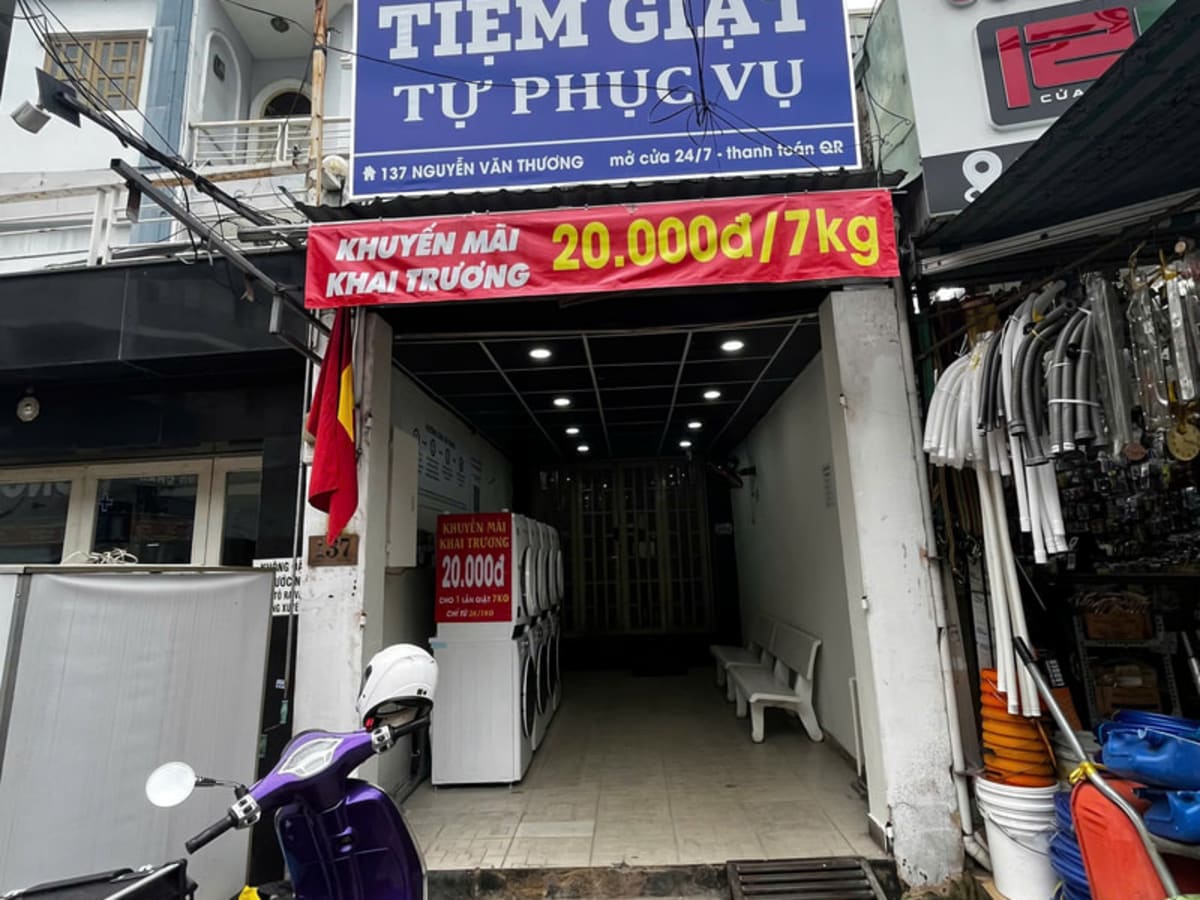 Tiệm Giặt Tự Phục Vụ laundry shop in Ho Chi Minh City