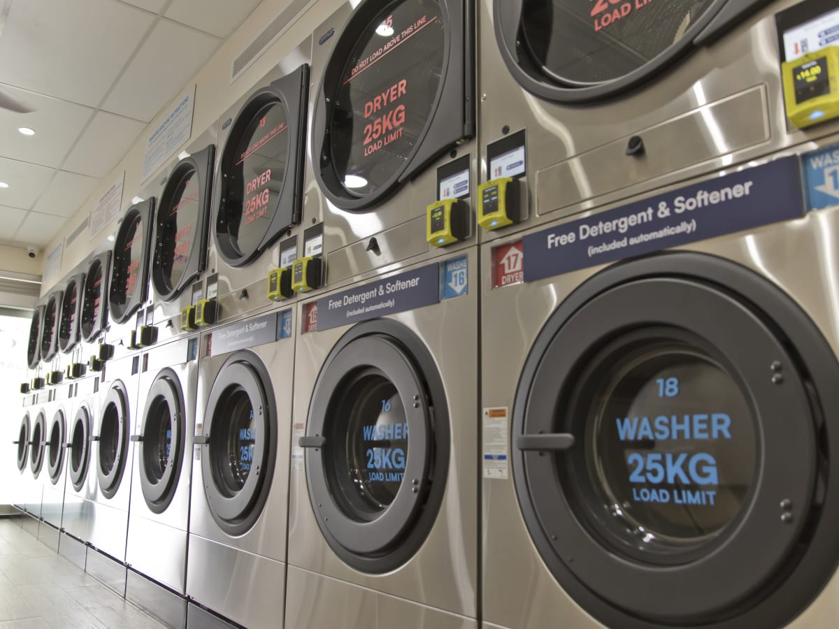 Advanced Laundromat laundry shop in Sydney