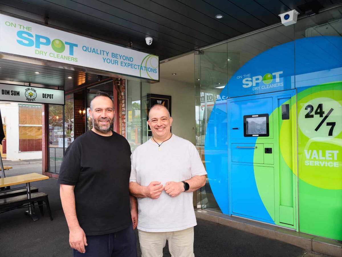 ON THE SPOT Dry Cleaners laundry shop in Melbourne