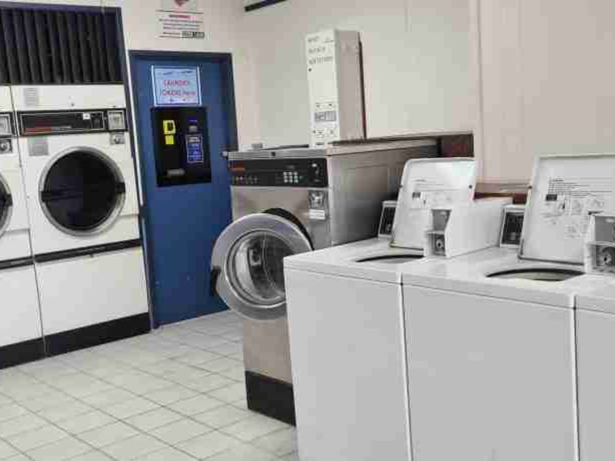 Annerley 24 Hour Laundromat laundry shop in Brisbane