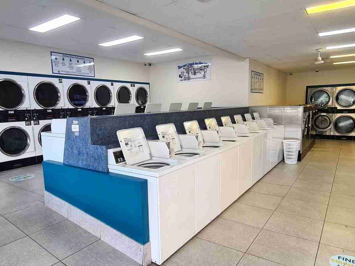 Logan Central Coin Laundromat laundry shop in Brisbane