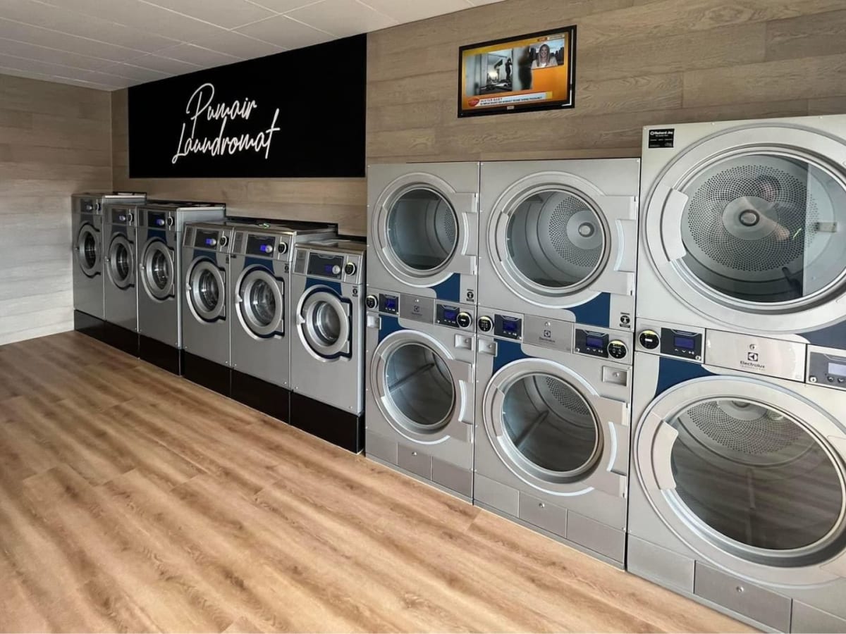 Capalaba's Best Laundromat laundry shop in Brisbane