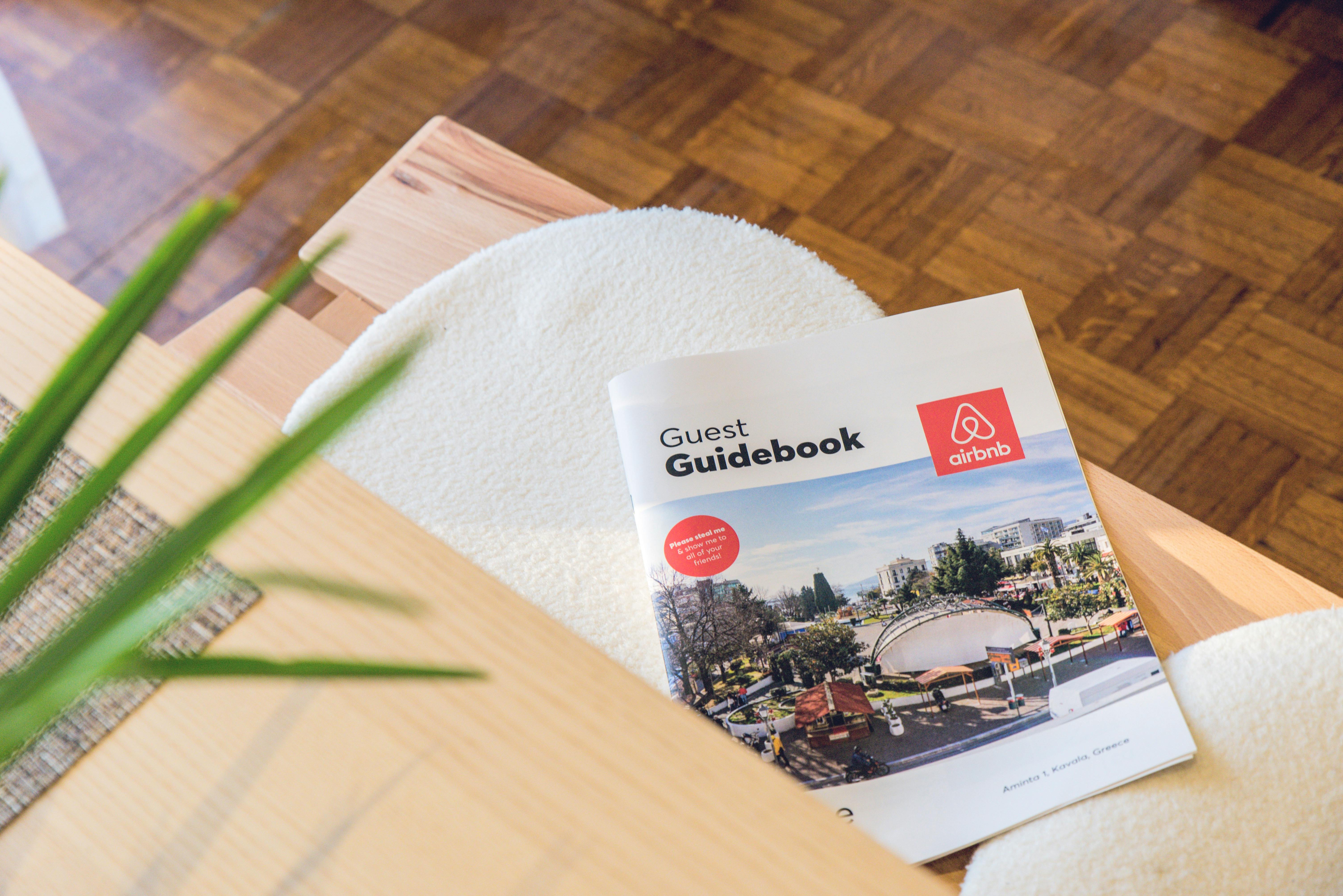 How Can I Feed a Large Group on My Airbnb Vacation? - Chef recipe and cooking tips
