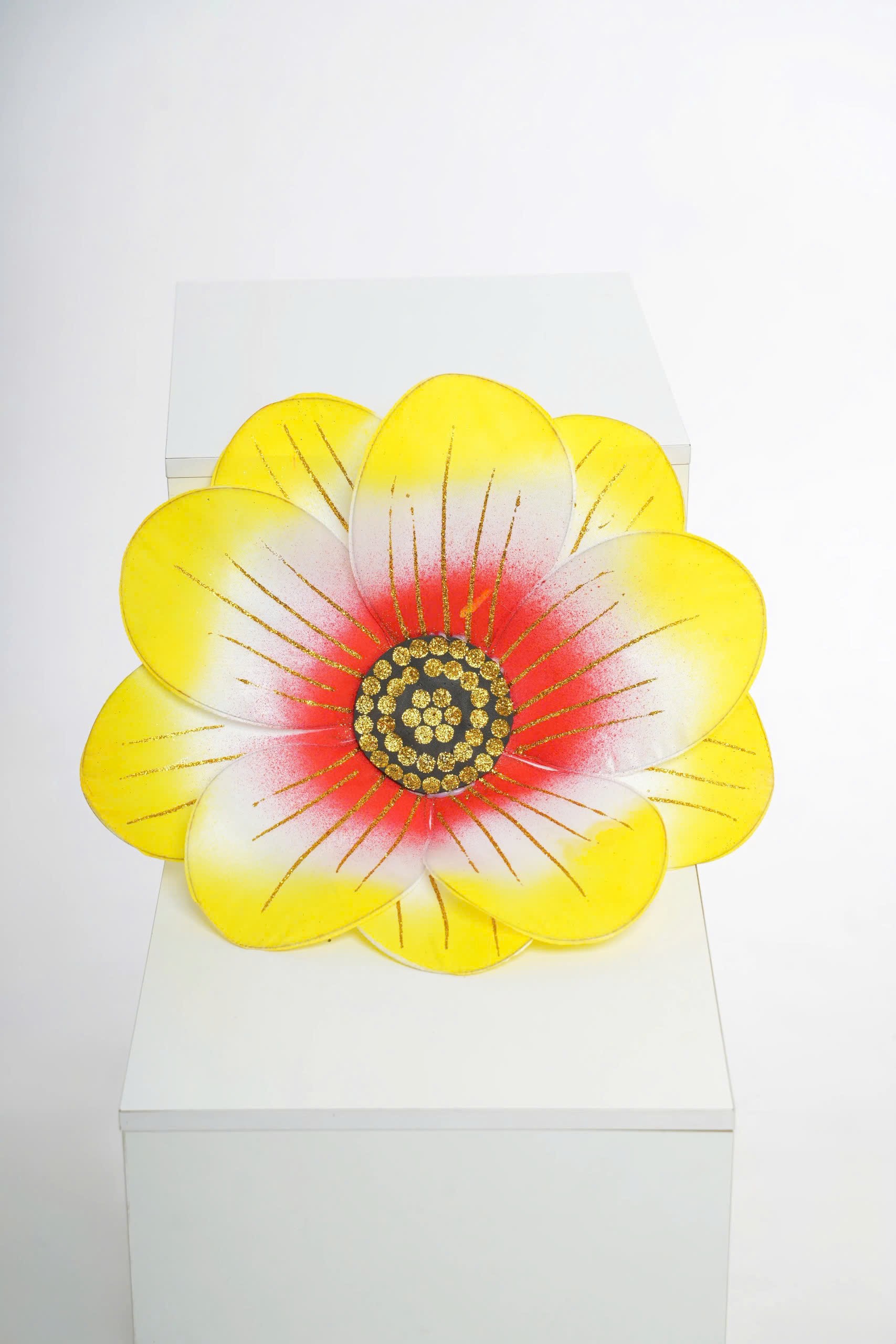 Hoa mai nhỏ cầm tay 43cm (cặp)