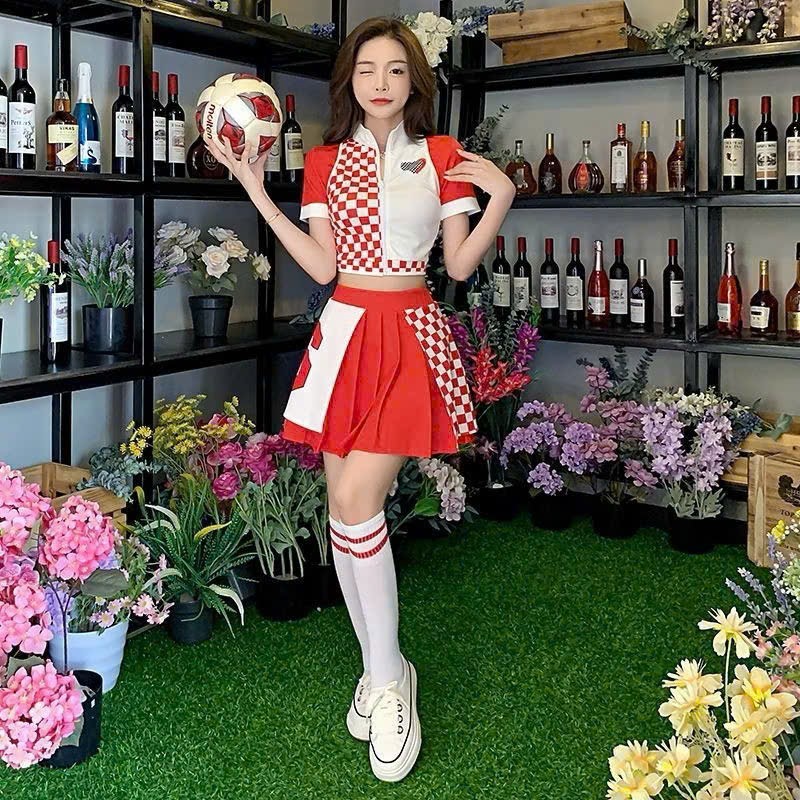 Bộ váy cổ động nữ