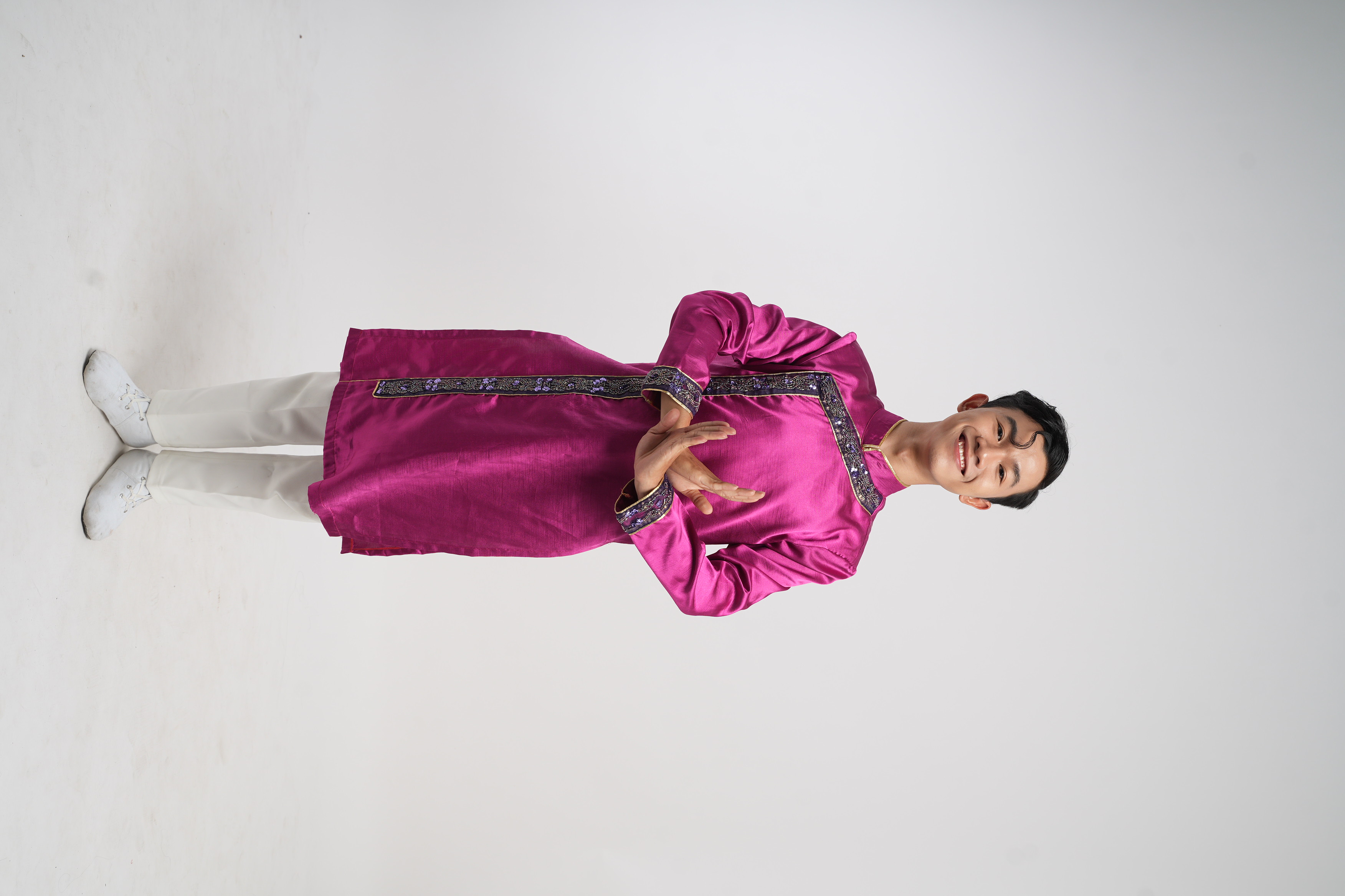 Áo dài nam hồng tím