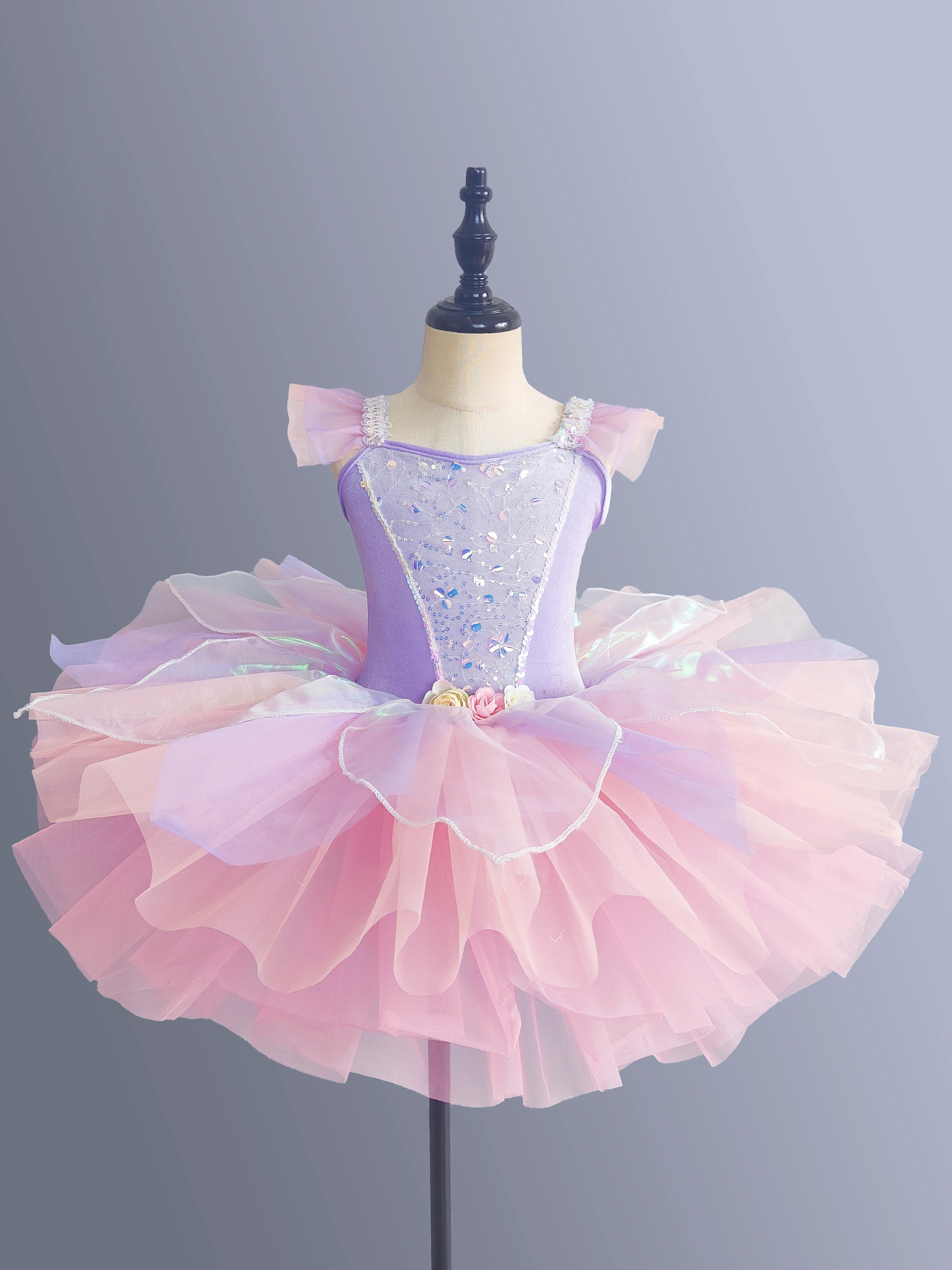 Ballet Hoa hồng tím