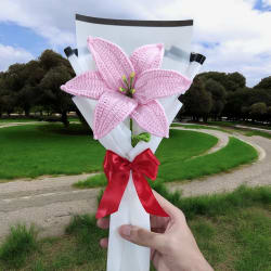 Single Lily flower bouquet